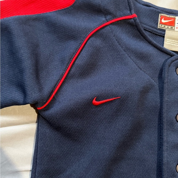 Nike Blue and Red Baseball Jersey with Classic Red Sox Style youth size 5 - Picture 4 of 7